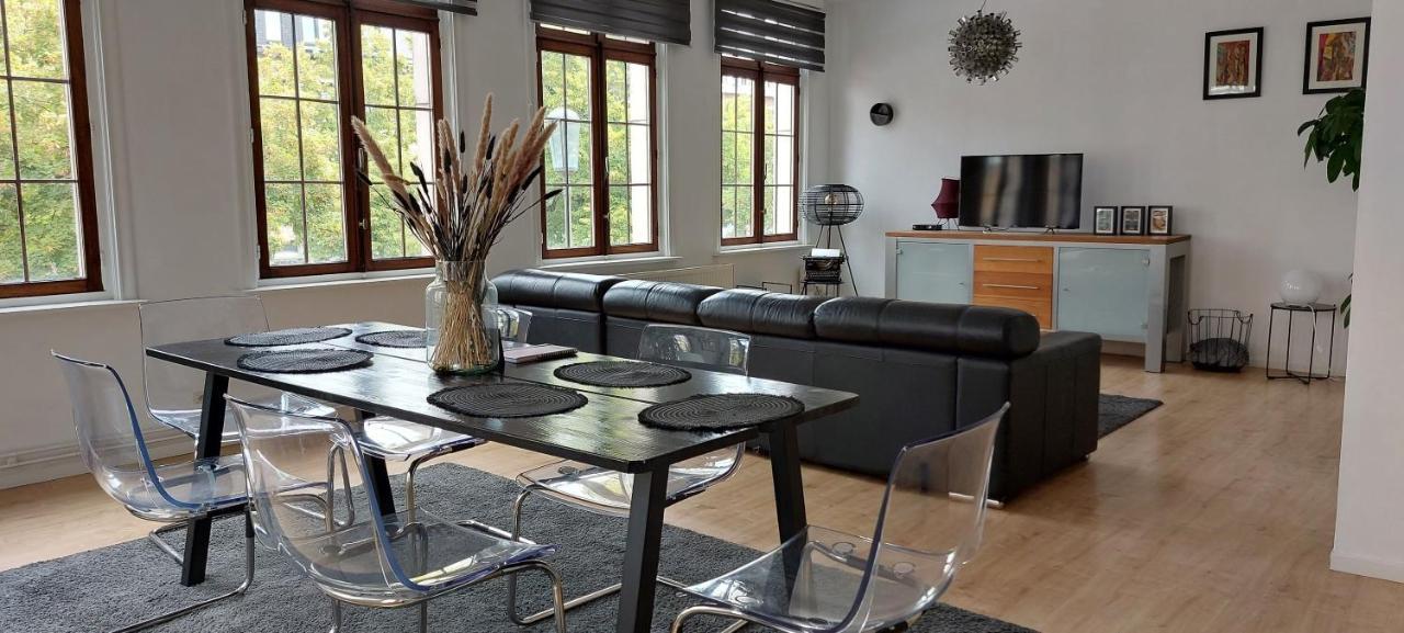 The View - Spacious 2 Bdr Appt In With View Antwerpen Eksteriør billede